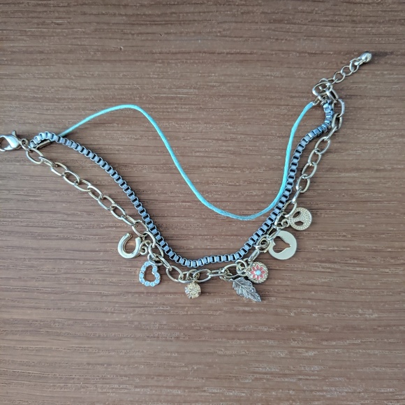 3 set - Layered Bracelet with Charms and Pearls - Picture 2 of 3